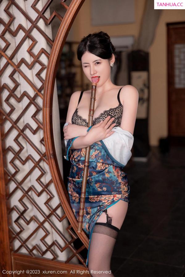 陈诗诗 诗诗 [XiuRen]高清写真图 2023.07.10 No.7051 诗诗kiki 旗袍黑丝第36张图片